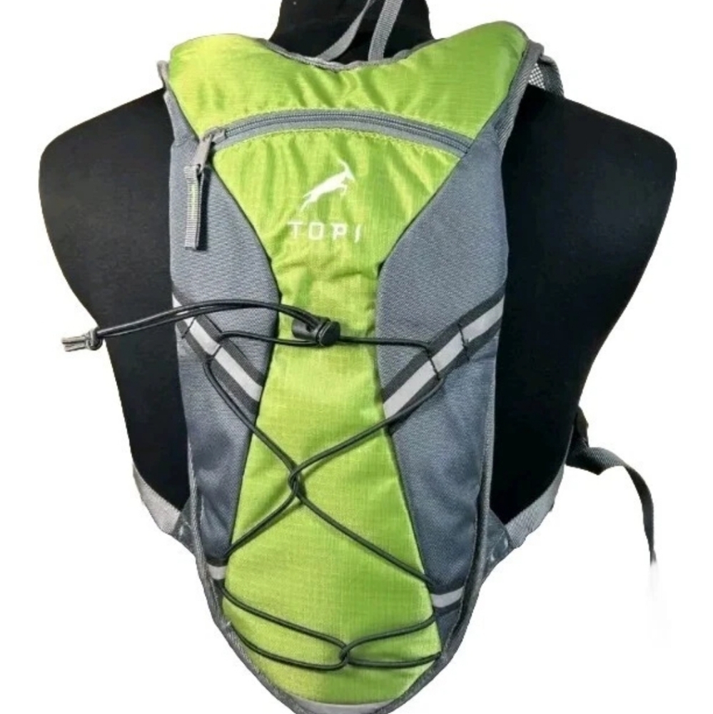 Topi Green and Gray Unisex Hydration Hiking Pack New